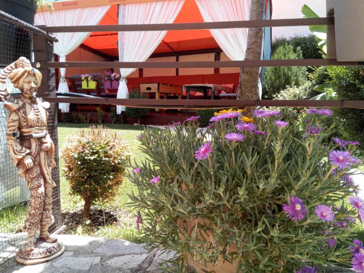מלון אוהריד Yard House Trpejca מראה חיצוני תמונה
